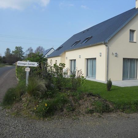 Maison D'Hotes Le Clos Spinoza Panzió Saint-Planchers Kültér fotó